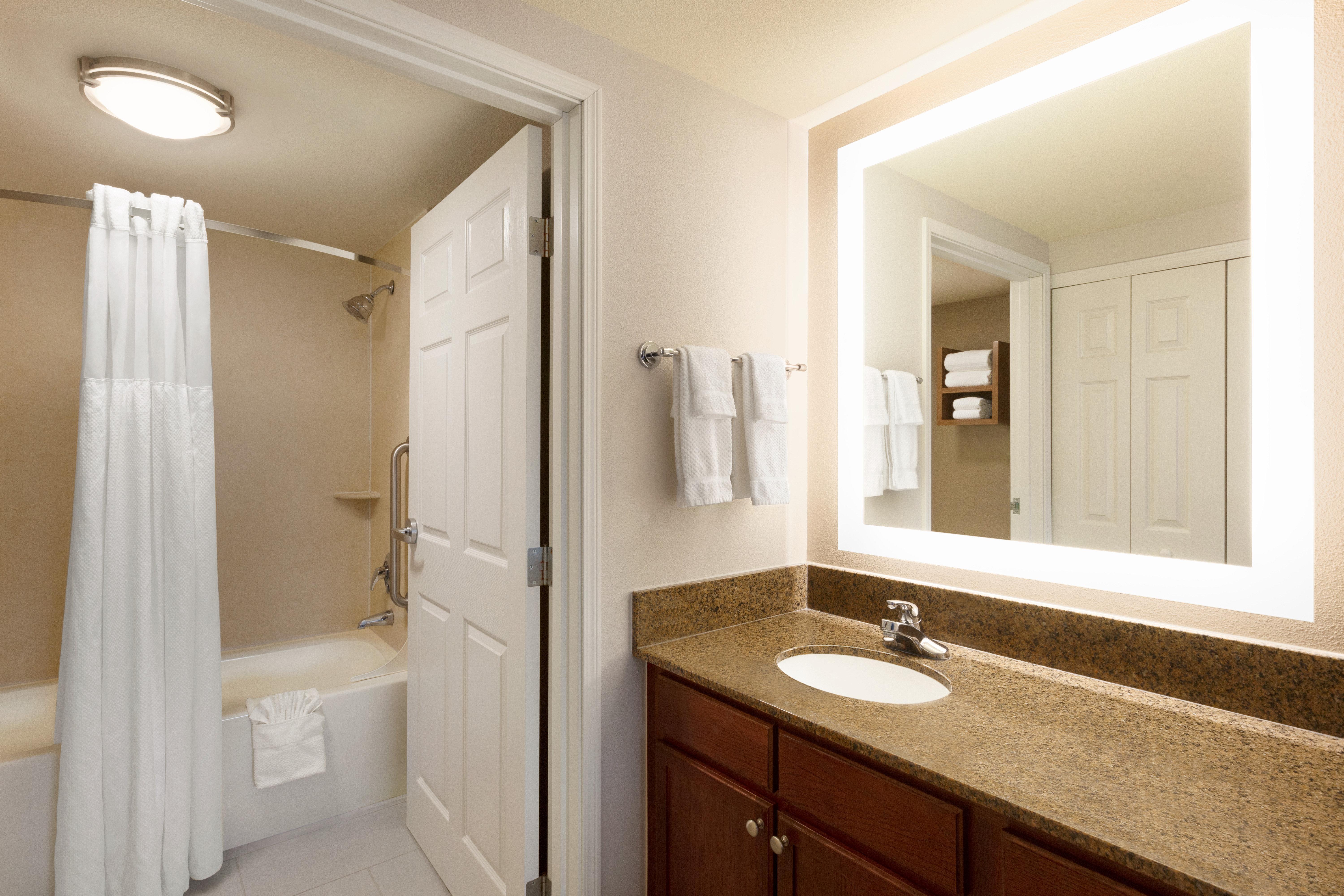 Staybridge Suites Tampa East- Brandon By Ihg Mango Экстерьер фото