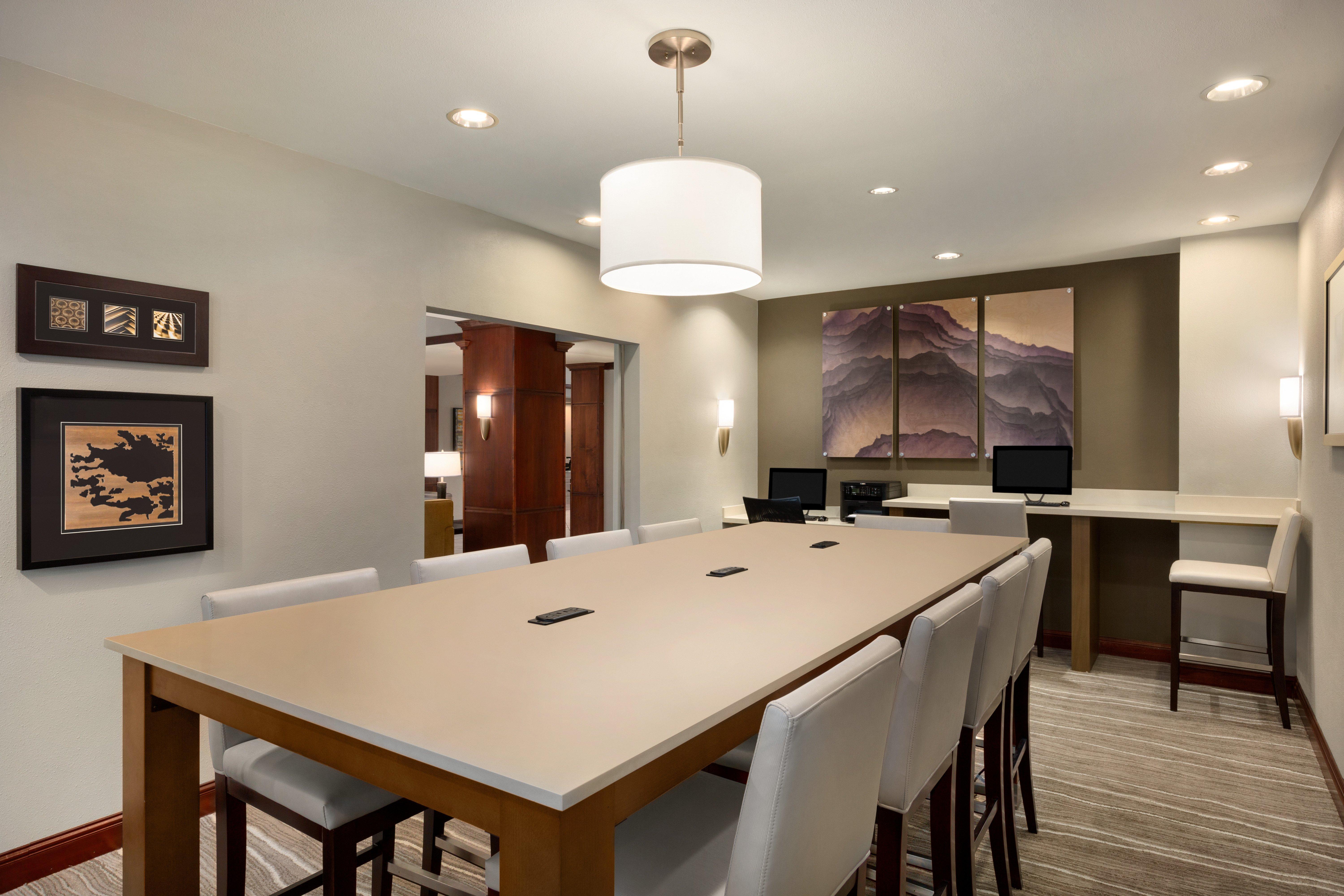 Staybridge Suites Tampa East- Brandon By Ihg Mango Экстерьер фото
