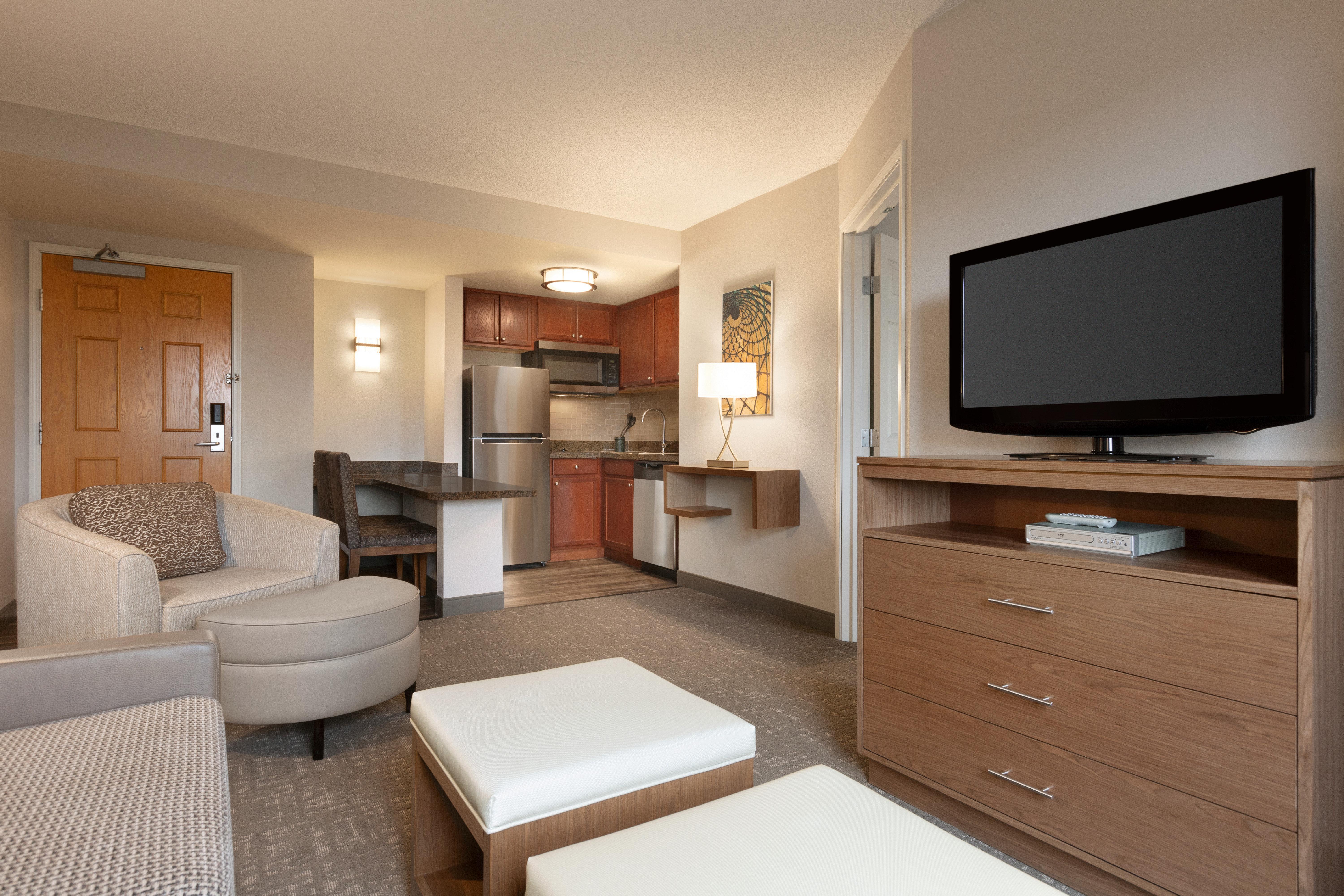 Staybridge Suites Tampa East- Brandon By Ihg Mango Экстерьер фото