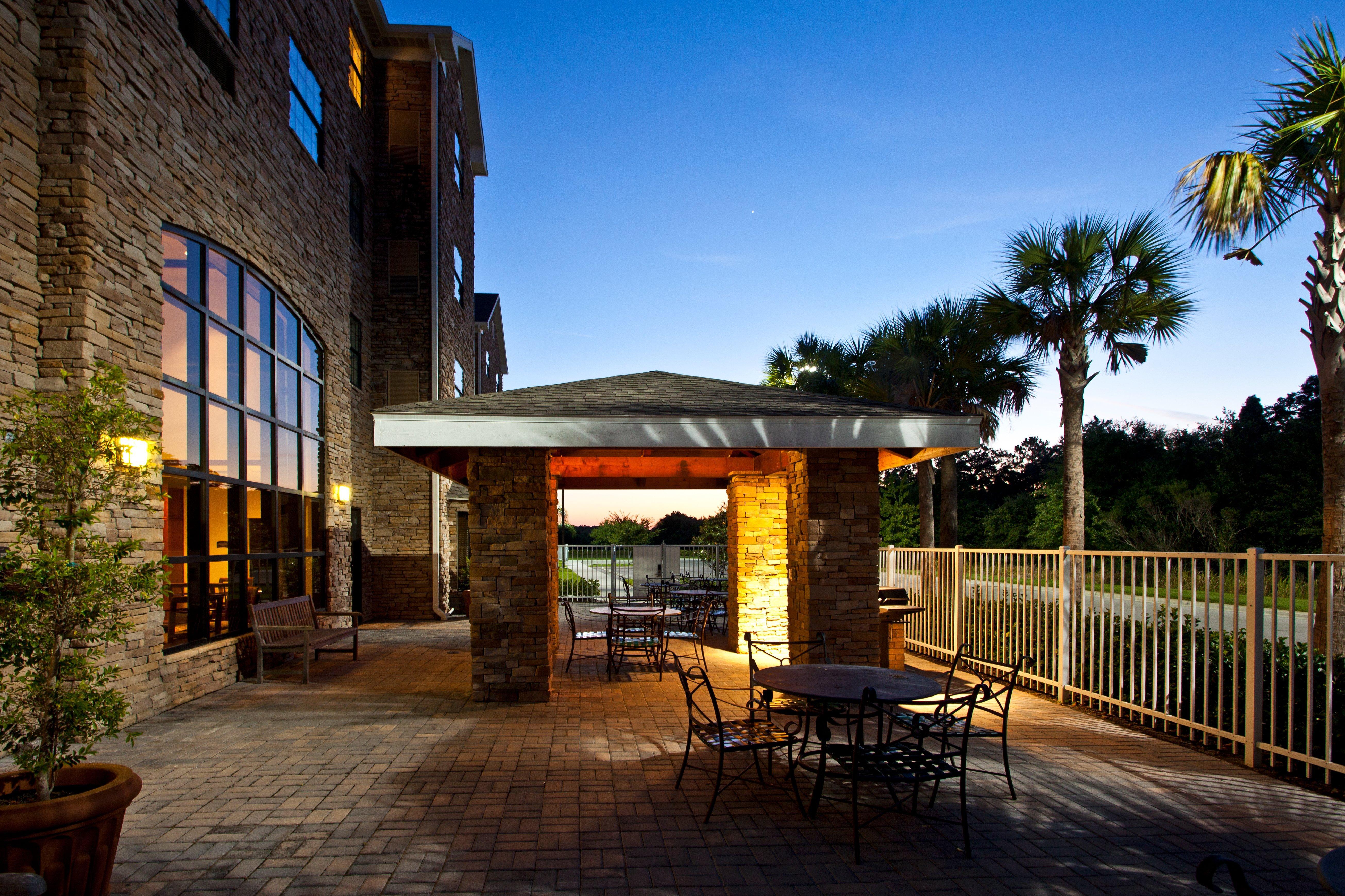 Staybridge Suites Tampa East- Brandon By Ihg Mango Экстерьер фото