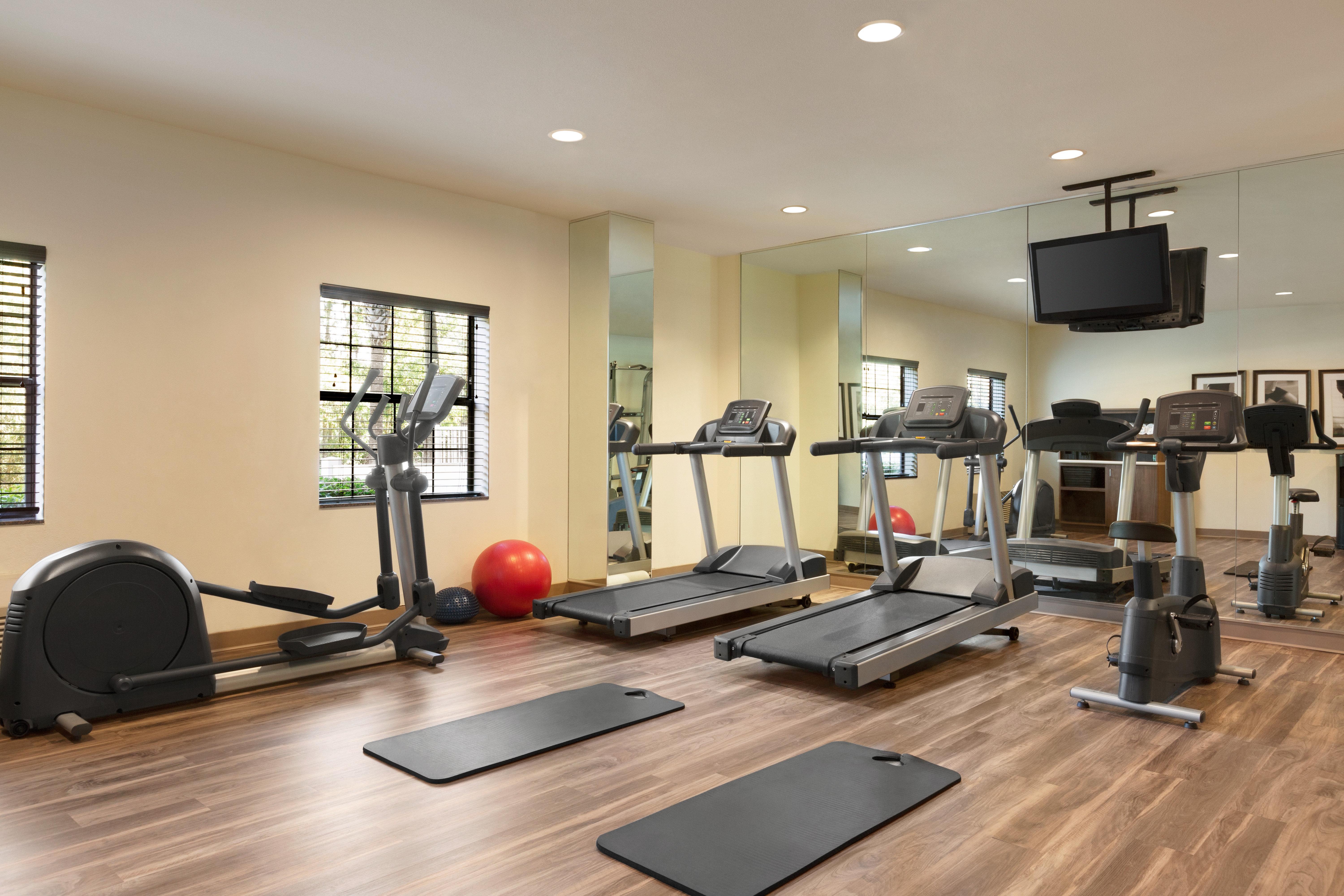Staybridge Suites Tampa East- Brandon By Ihg Mango Экстерьер фото